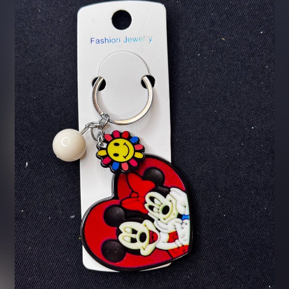 BAG CHARM Heart Mickey and Minnie  Keychain Sun